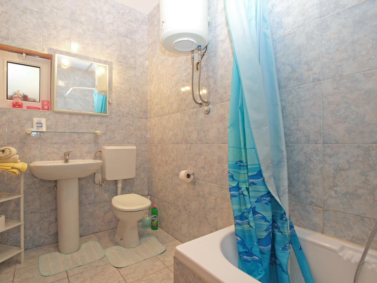 פולה Apartment Vladimira 1569 מראה חיצוני תמונה