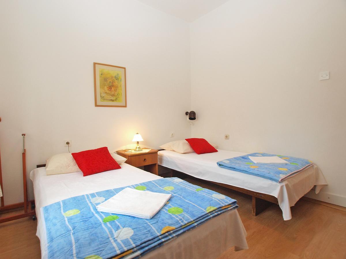 פולה Apartment Vladimira 1569 מראה חיצוני תמונה